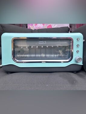 Dash aqua clear view toaster